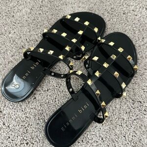 New without box Gianni Bini sandals, size 7